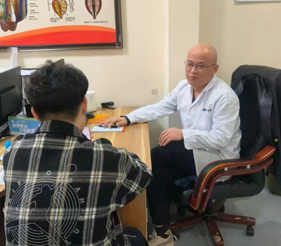威海市|男科医师高朋磊：守护男性健康，专业男科诊疗